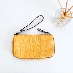 💛NEW💛 LOFT Clutch